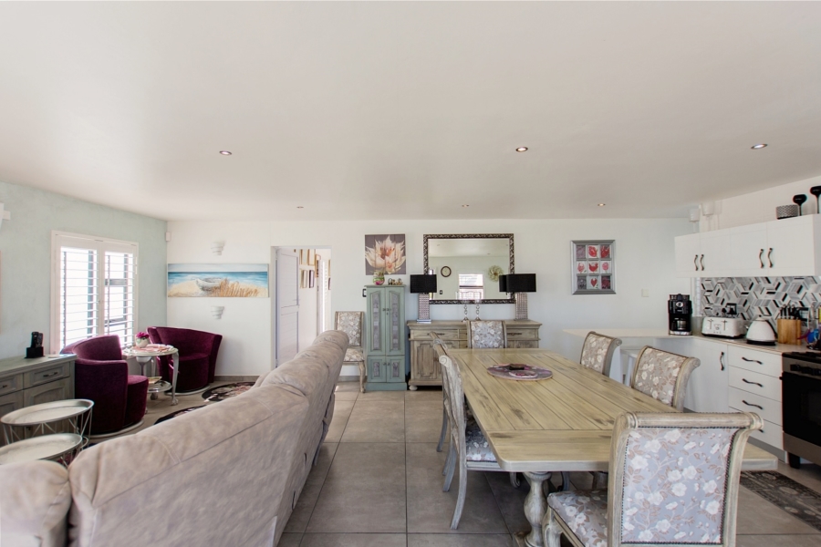 4 Bedroom Property for Sale in Dwarskersbos Western Cape